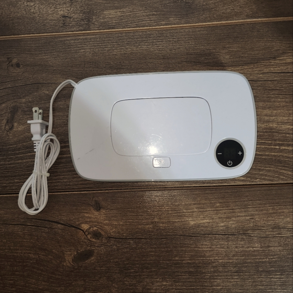 Baby wipe warmer